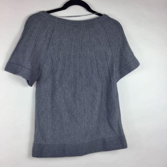 H&M GREY LIGHTWEIGHT WOMENS S/S KNIT SWEATER SIZE SMALL - Picture 2 of 6